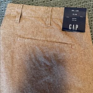 GAP Slim Men’s Chinos in Light Brown
